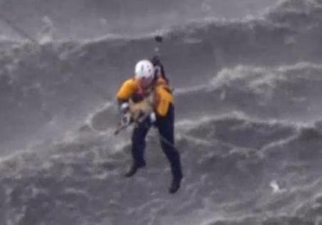 firefighter rescues dog in L.A. River
